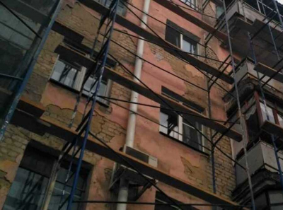 Свердловские чиновники прибавили 6 миллиардов на капремонт, которых нет: фонд теряет средства на спецсчетах, муниципалитеты в убытке, а ремонты переносятся на годы